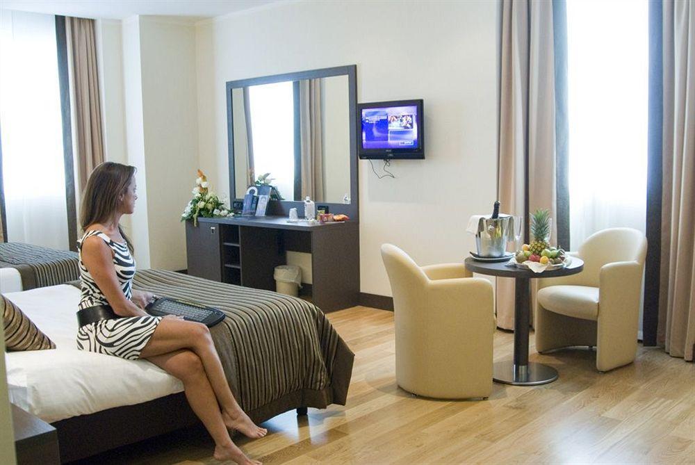 Hotel Diamante İskenderiye Dış mekan fotoğraf
