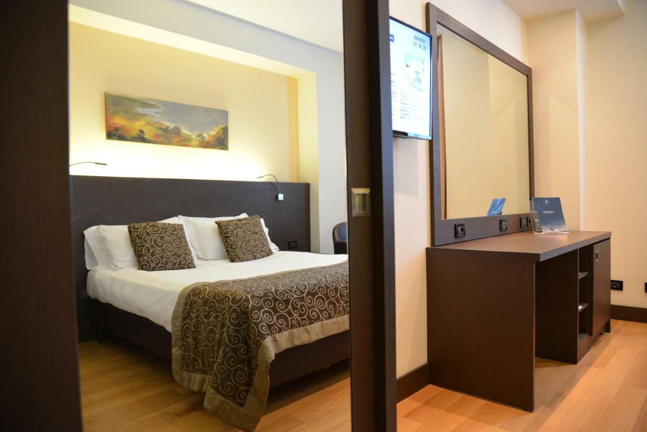 Hotel Diamante İskenderiye Dış mekan fotoğraf